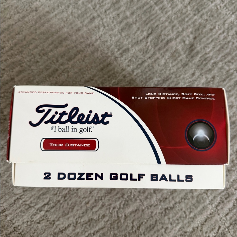 Titleist Tour Distance Golf Balls - Picture 2 of 4
